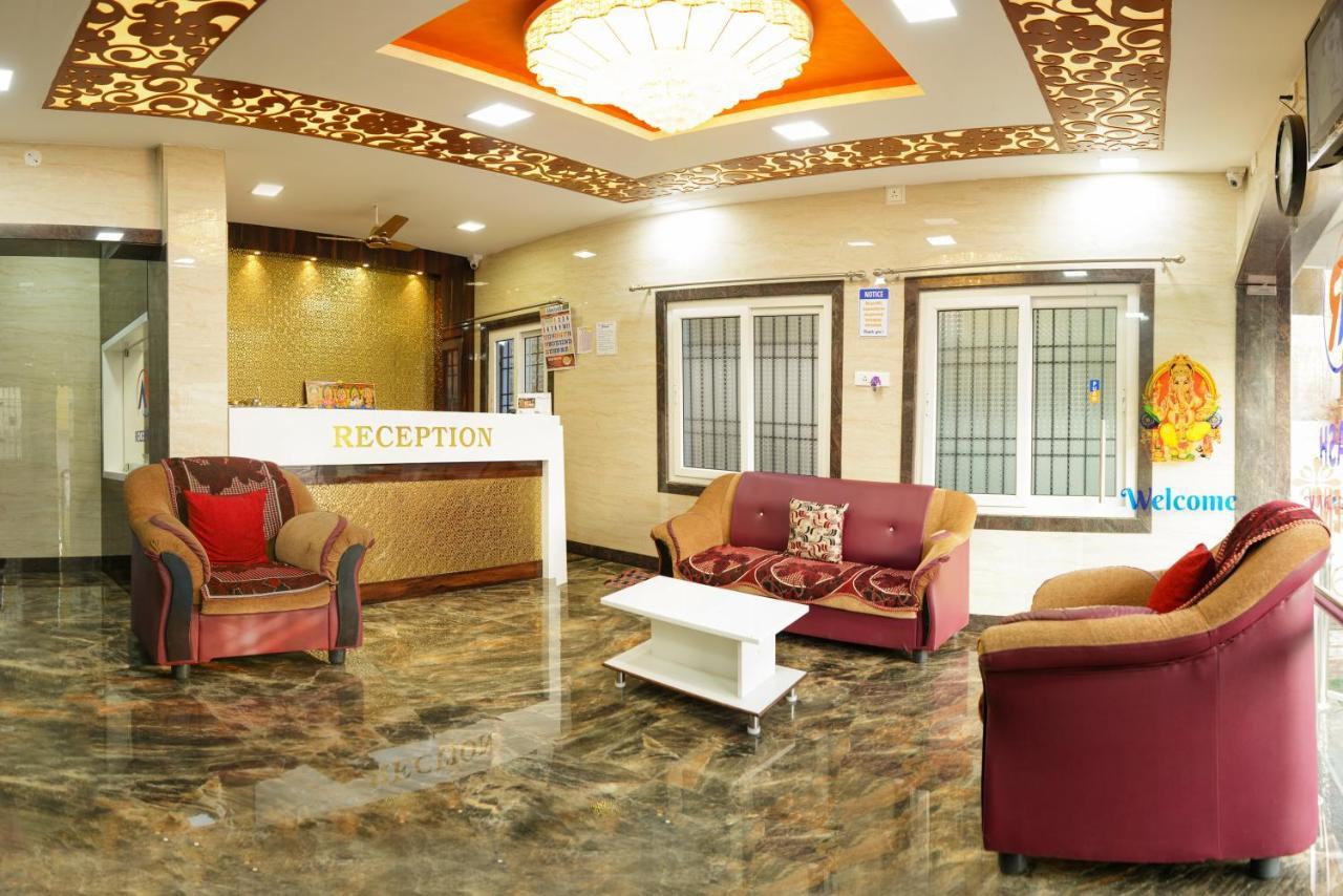 Akash Residency Hotell Rāmeswaram Exteriör bild