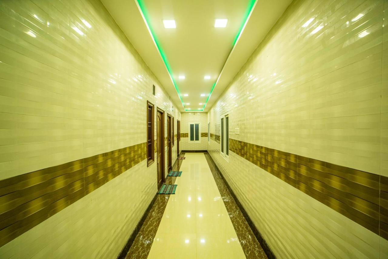 Akash Residency Hotell Rāmeswaram Exteriör bild