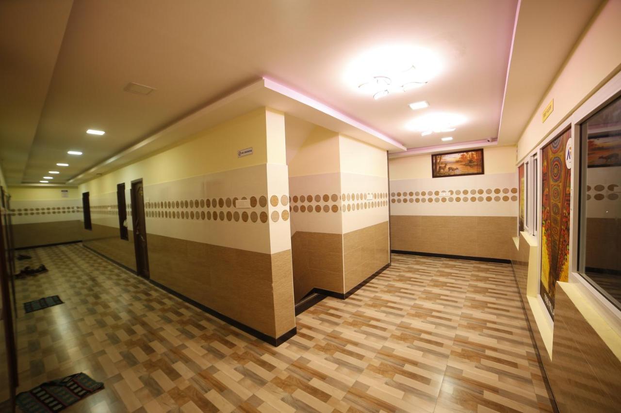 Akash Residency Hotell Rāmeswaram Exteriör bild