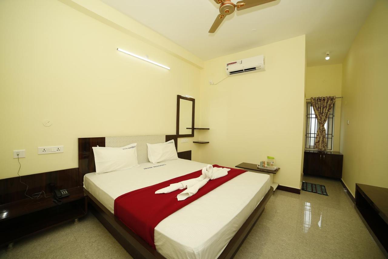 Akash Residency Hotell Rāmeswaram Exteriör bild